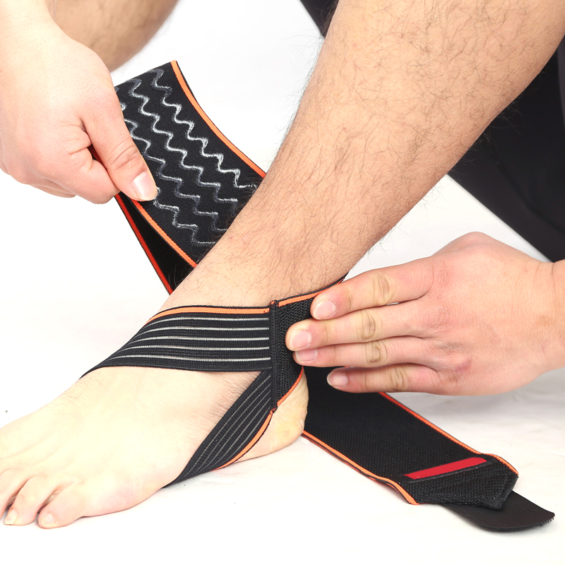Support de la cheville de compression sportive
