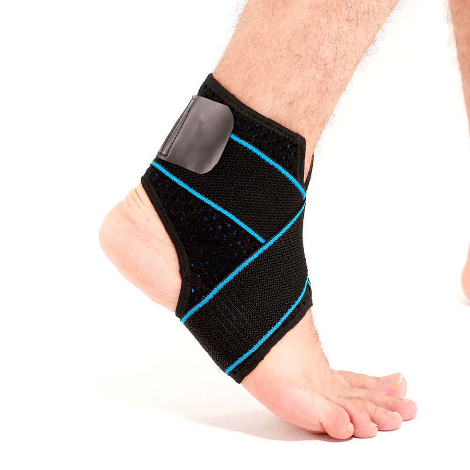 Support de la cheville sportive de la sangle de compression